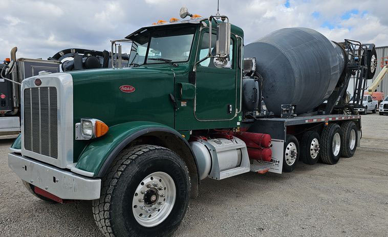 2014 Peterbilt 365